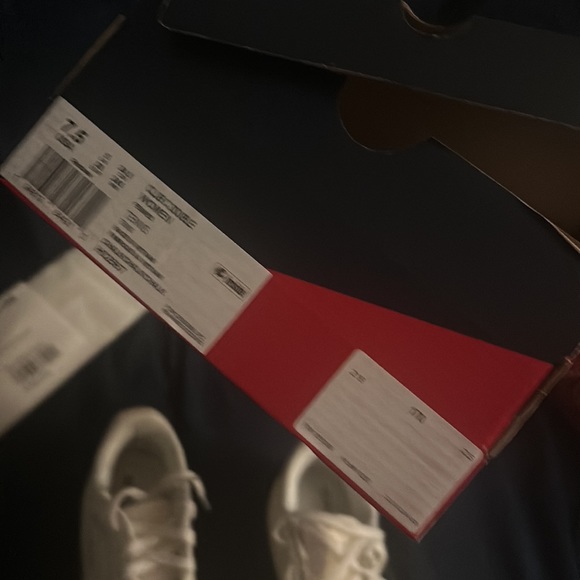 Cardi b sneakers - Picture 5 of 5